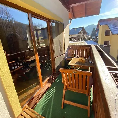 89 Apartman Tále